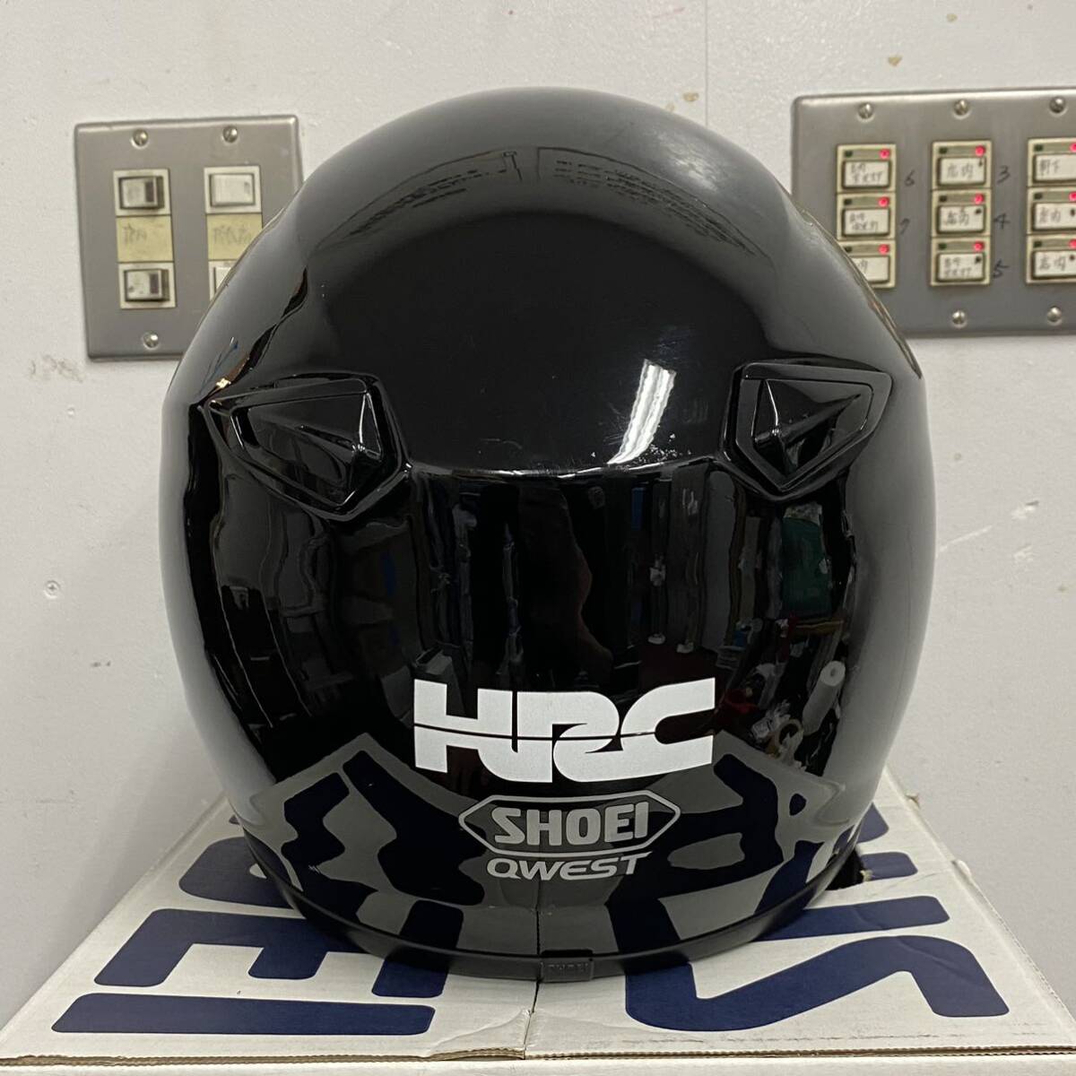 VV18 バイク用品 ショーエイ SHOEI フルフェイスヘルメット QUEST HRC Lサイズ 59cm FAR ヘルメットの画像7