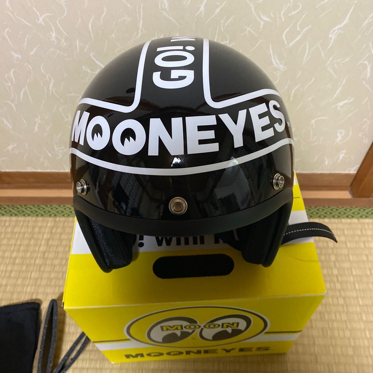 MOON EYES ムーンアイズ ジェットヘルメット 57~60cm MOON EYES ムーンアイズ ジェットヘルメット 57~60cm Mooneyes