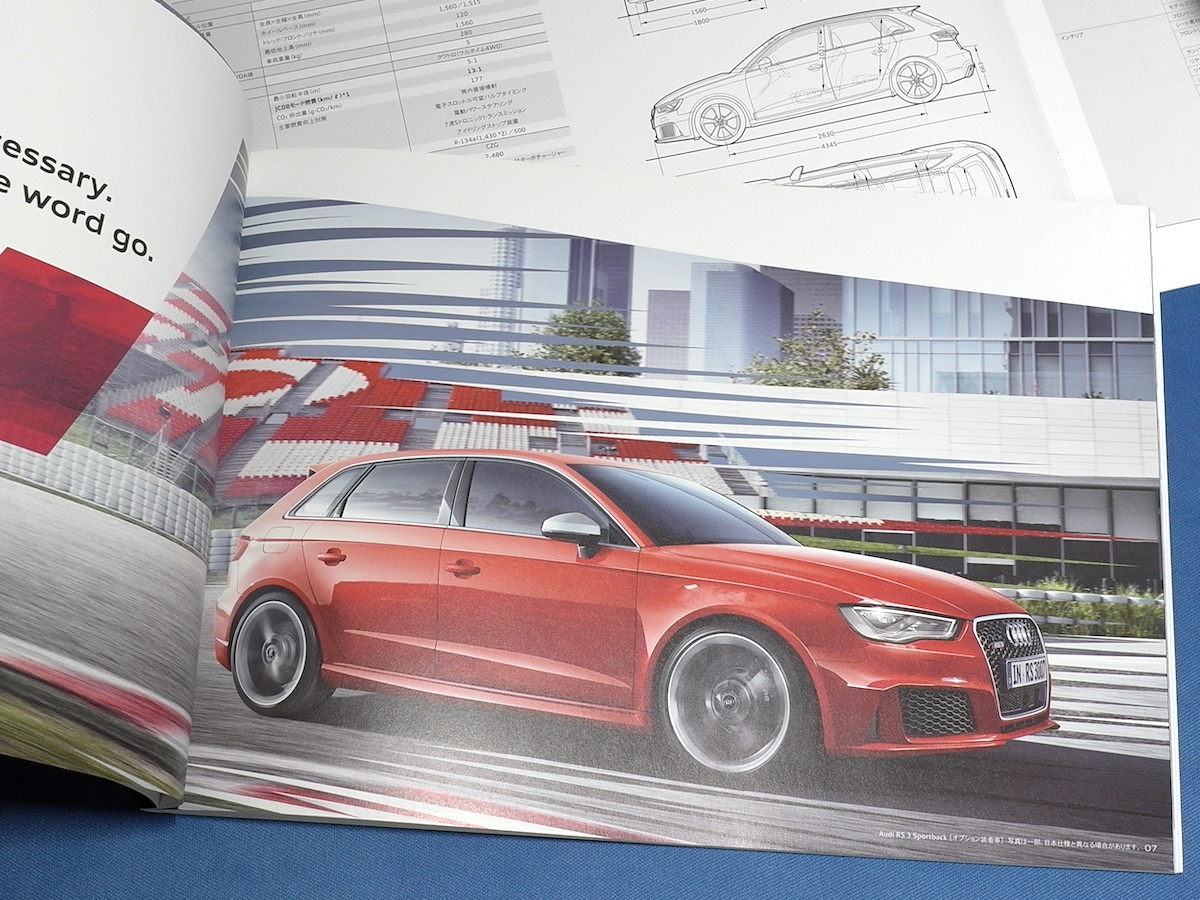 2015年　アウディ RS3スポーツバック カタログ　 Audi RS3 Sportback 2.5 TFSI _画像2