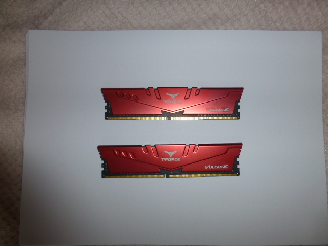 TEAMGROUP DDR4 3200 8GBx2枚（16GB） CL 16-18-18-36 1.35V 送料無料【ネコポス】の画像1