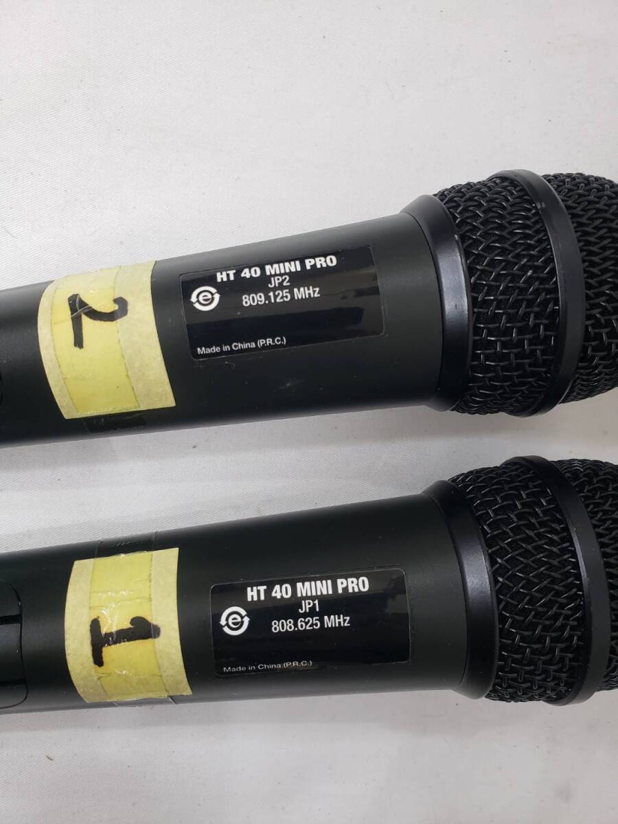 B414 AKG wireless microphone SR40 MINI2 receiver HT40 MINI PRO Mike 2 pcs set used electrification has confirmed receipt possible Osaka 1 jpy start 