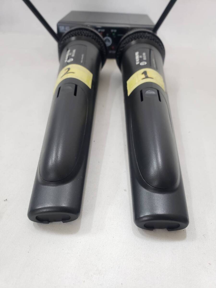 B414 AKG wireless microphone SR40 MINI2 receiver HT40 MINI PRO Mike 2 pcs set used electrification has confirmed receipt possible Osaka 1 jpy start 