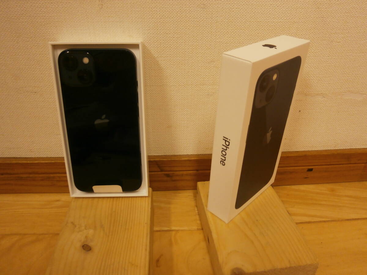 新品! 即決あり!●iPhone13 ミッドナイト ブラック SIMフリー●検）Apple 14 pro max 15 シム SE mini 12_画像1