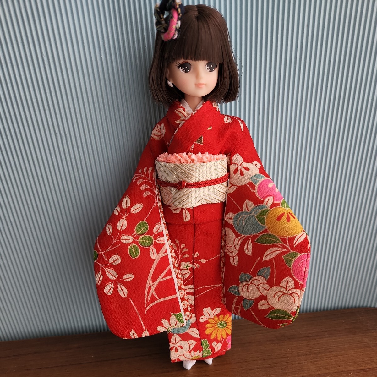 ◆リカちゃんの正絹お着物、赤色に花、handmade 、可愛い◆の画像2