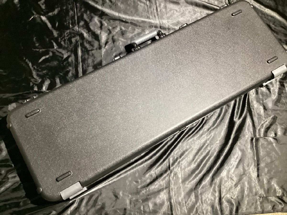 Fender Deluxe Molded Case Electric Bass エレキベース用ハードケース【三条店】の画像9