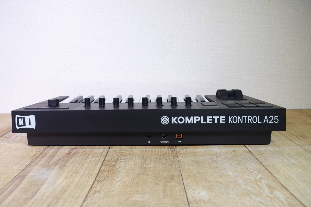 NI NATIVE INSTRUMENTS USB MIDI キーボード KOMPLETE KONTROL A25 基本動作確認済み 管理番号2791の画像6