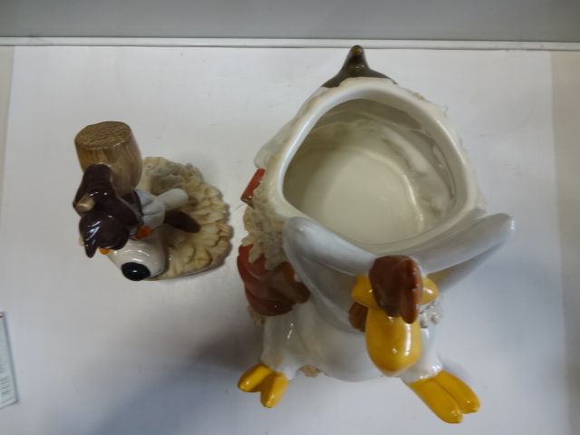 クッキージャー(小物入れ) FOGHORN LEGHORN COOKIE JAR 1996 ワーナーブラザース ルーニーチューンズ 陶器製 箱にイタミあります。の画像7