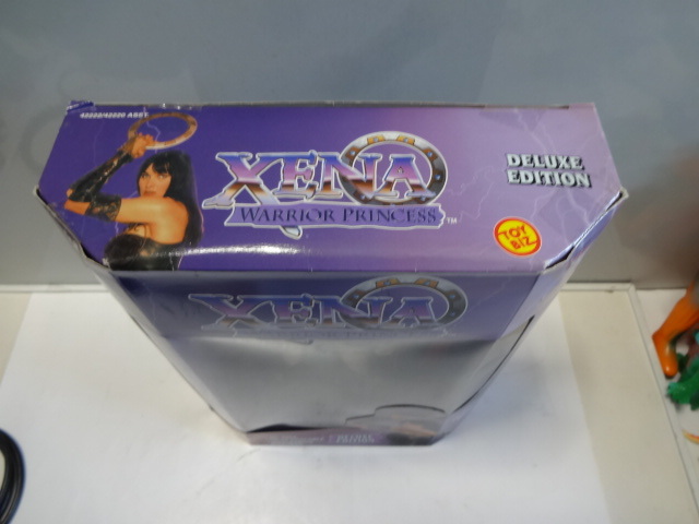 ジーナ XENA WARRIOR PRINCESS 12インチフィギュア アメリカドラマ 未開封 未使用品 箱にイタミあります。の画像3