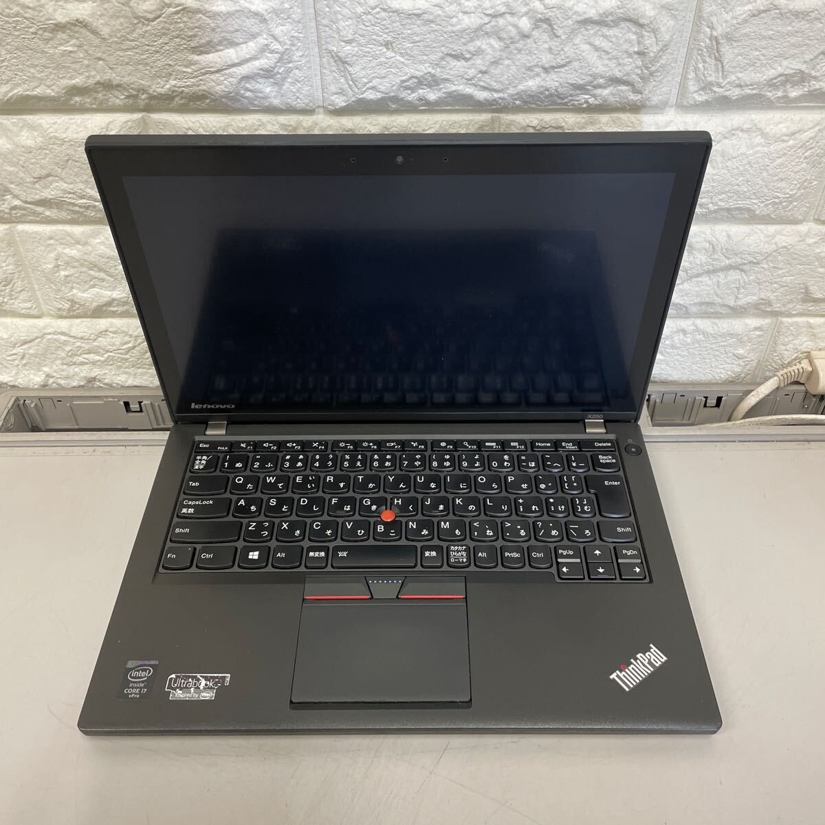 ★イ69 Lenovo ThinkPad x250 Core i7 5600U メモリ8GBの画像1