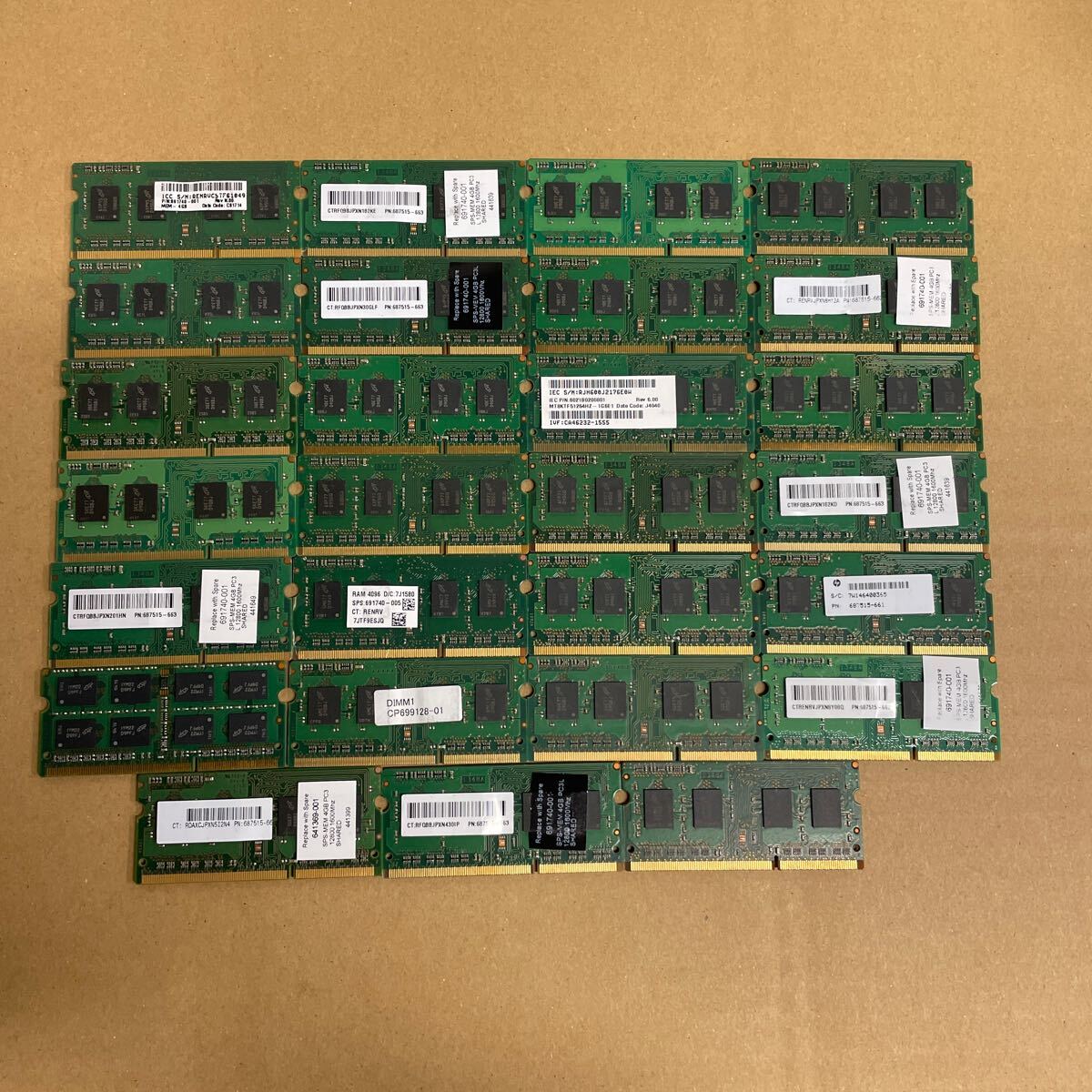 ウ34 Micron ノートPCメモリ 4GB 1Rx8 PC3L-12800S 27枚