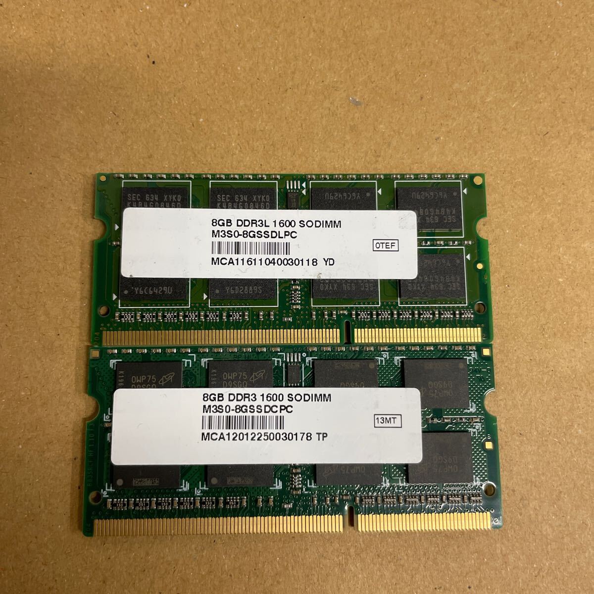 ウ37 ELECOM ノートPCメモリ 8GB DDR3L 1600 2枚_画像2