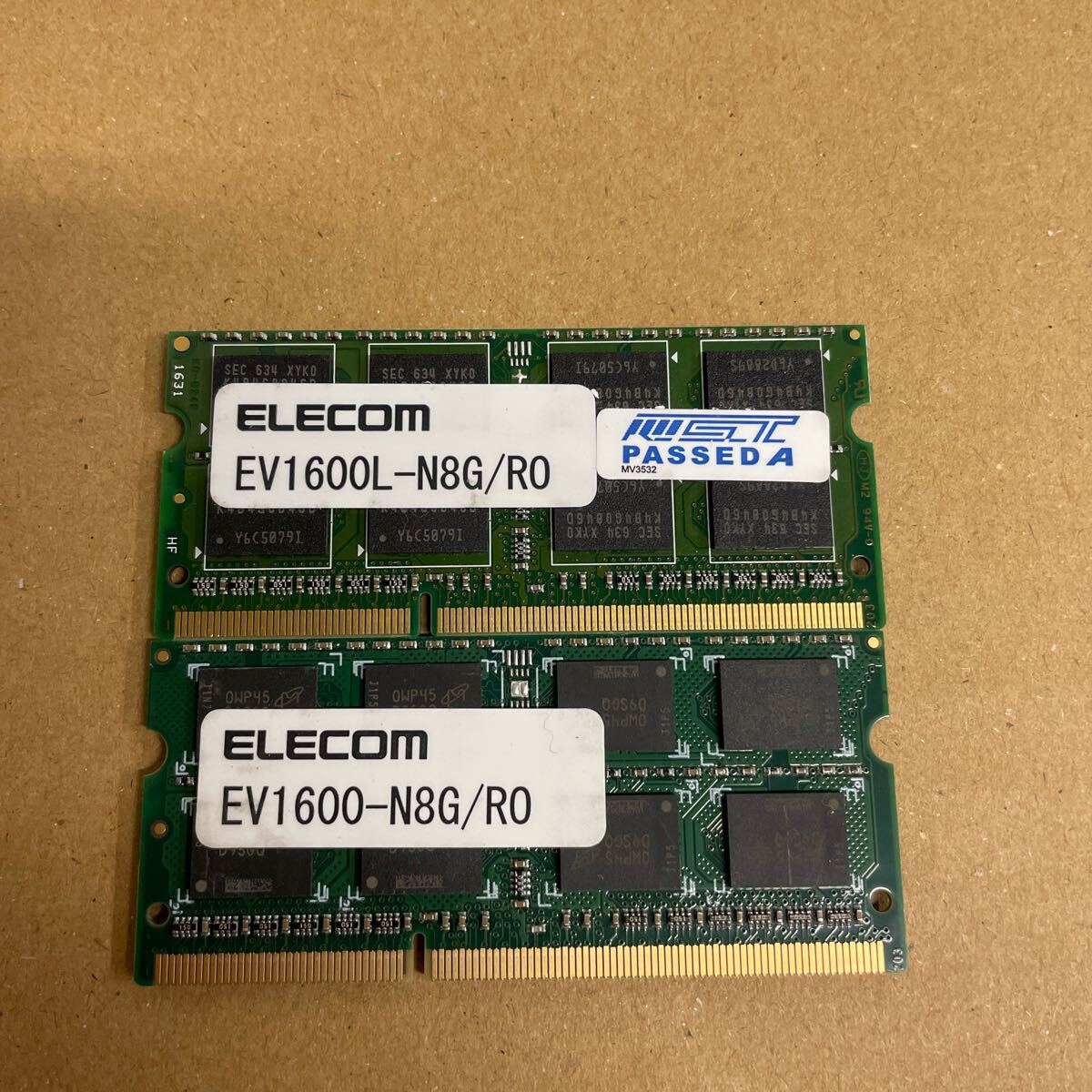 ウ37 ELECOM ノートPCメモリ 8GB DDR3L 1600 2枚_画像1