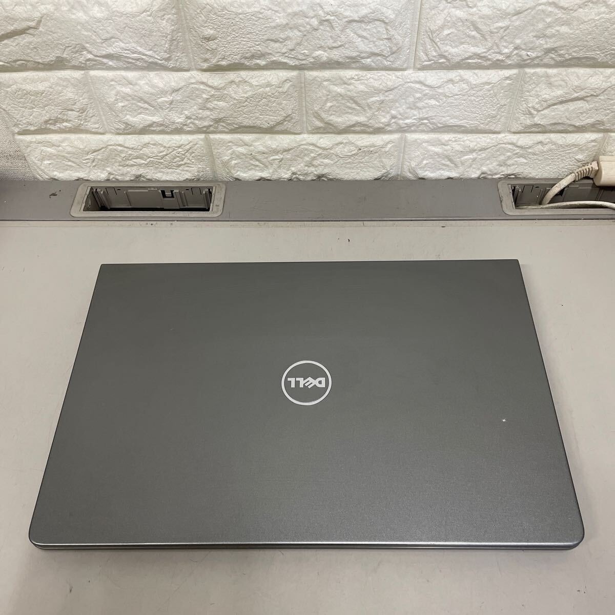 エ6 DELL vostro 5568 P62F Core i7 7500U メモリ8GB_画像3