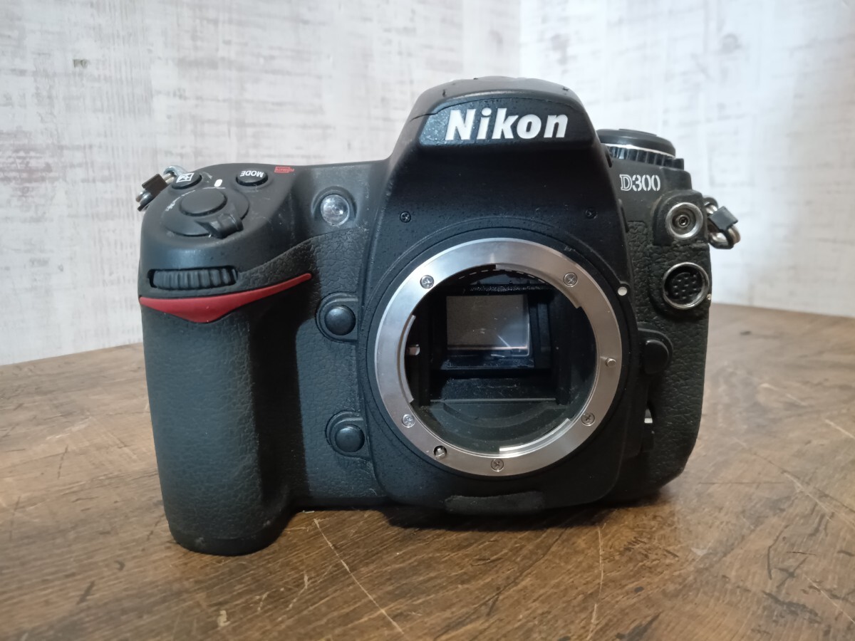 Nikon ED AF-S VR-NIKKOR 70-200mm 1:2.8G D300 ニコン カメラ レンズ 光学機器 ジャンクの画像7