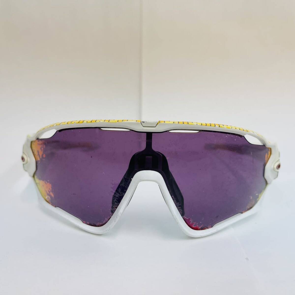 3SC132 OAKLEY オークリー JAWBREAKER OO929-2731 白 サングラス ケース付き スポーツ 中古 現状品 動作未確認 ※劣化あり_画像2