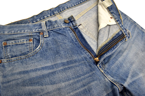 K-0264★Levi's リーバイス 00502-0112★色落ち抜群 ひげ縦落ち ヴィンテージウォッシュ加工デニム 革パッチ ストレートジーンズ W36_画像2