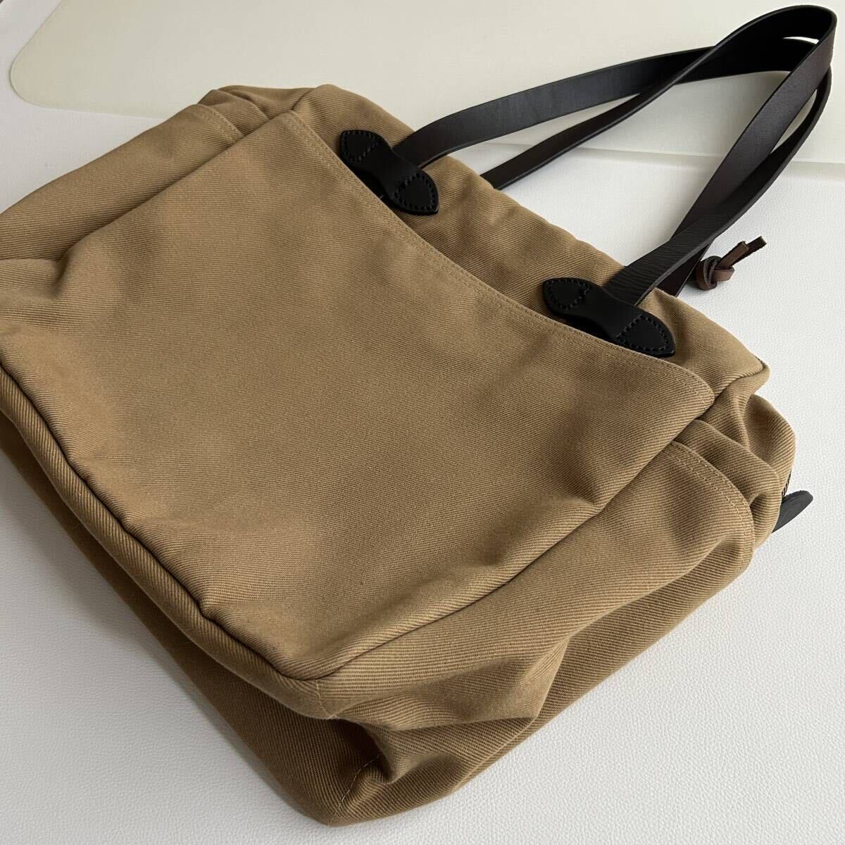 【美品】FILSON フィルソン トートバッグ 定価59,400円 ラギッドツィル トートバッグ ウィズ ジッパー RUGGED TWILL TOTE BAG WITH ZIPPER_画像6