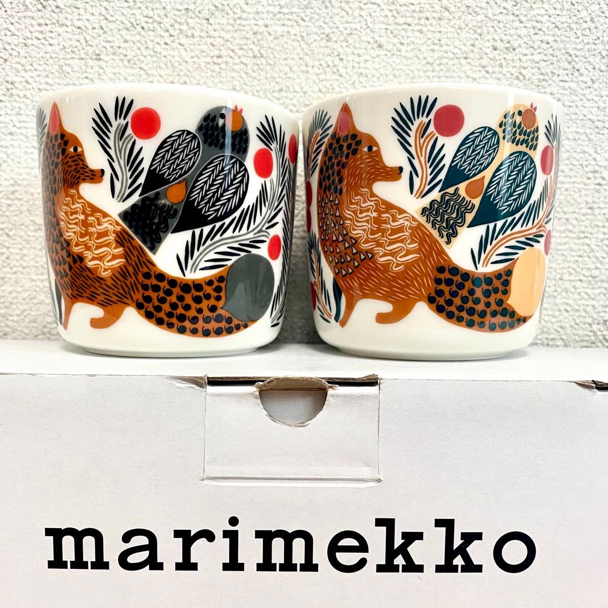 【新品未使用】マリメッコ☆ラテマグ☆ケトゥンマルヤ☆ブラック・ベージュ☆2点 marimekko