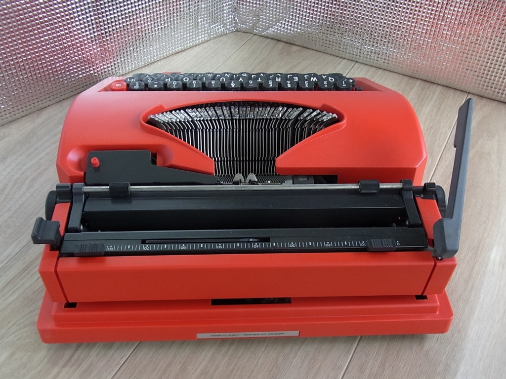 ヴィンテージ★スペイン製★Typewriter タイプライター★olivetti 112 オリベッティ 112★赤　RED レッド_画像7