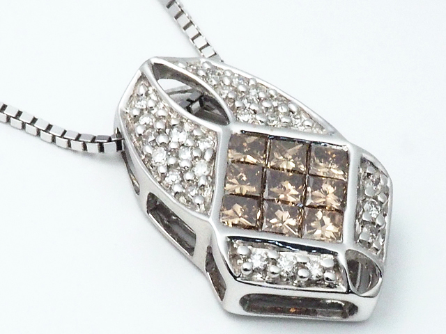 音羽屋■ ダイヤモンド/0.60ct K18WG ホワイトゴールド デザイン ネックレス 仕上済【中古】_画像2