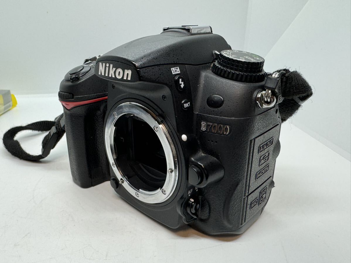 Nikon ニコン D7000 ボディ デジタル一眼 MC-DC1 【KNK108】の画像4