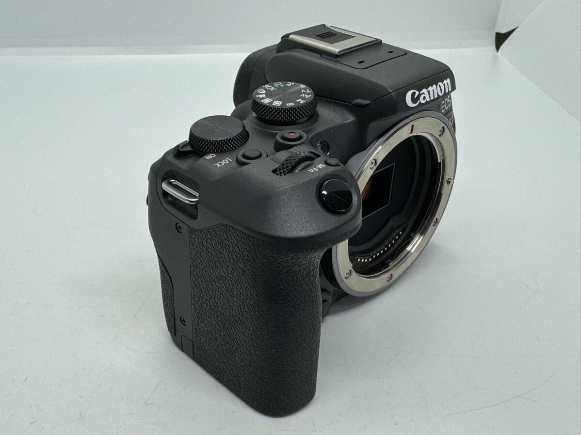 美品 Canon キャノン EOS R10 ボディ ミラーレス一眼 動作確認済【HH118】_画像3