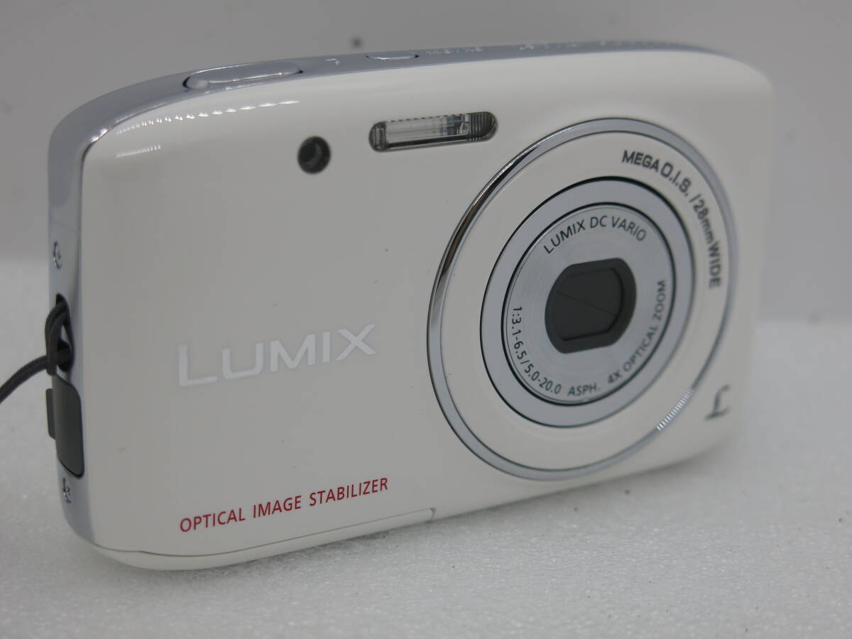 Panasonic LUMIX DMC-S2 デジタルカメラ 4x OPTICAL ZOOM 1:3.1-6.5 / 5.0-20.0 ASPH 【KNK040】の画像6