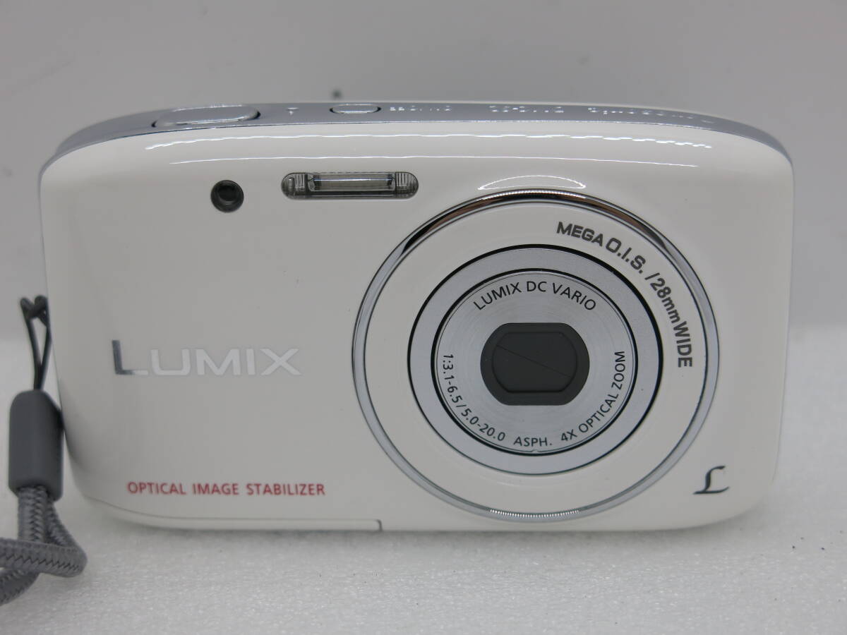 Panasonic LUMIX DMC-S2 デジタルカメラ 4x OPTICAL ZOOM 1:3.1-6.5 / 5.0-20.0 ASPH 【KNK040】の画像2