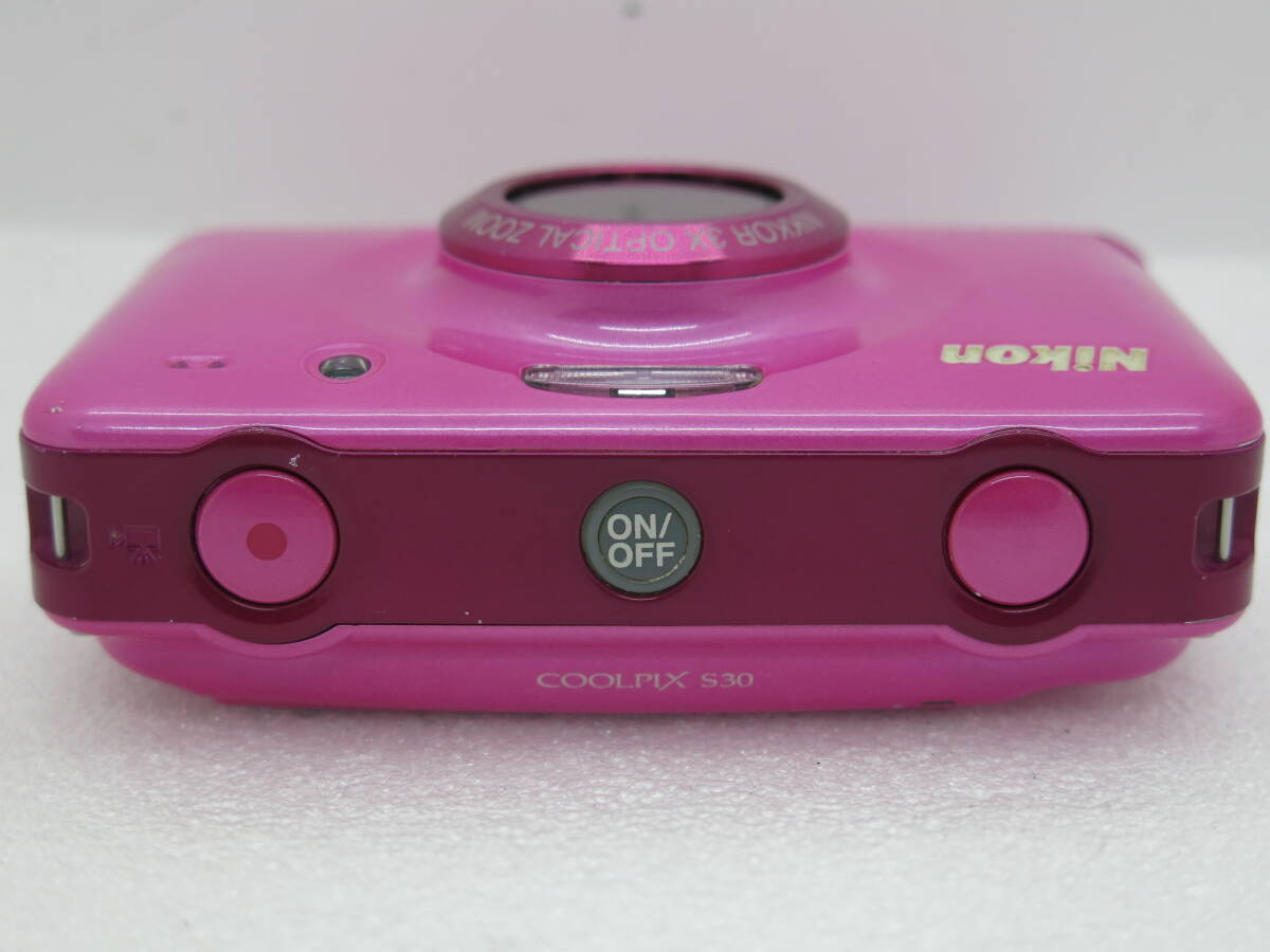 Nikon COOLPIX S30 デジタルカメラ NIKKOR 3x OPTCAL ZOOM 4.1-12.3mm 1:3.3-5.9 【KNK052】の画像3