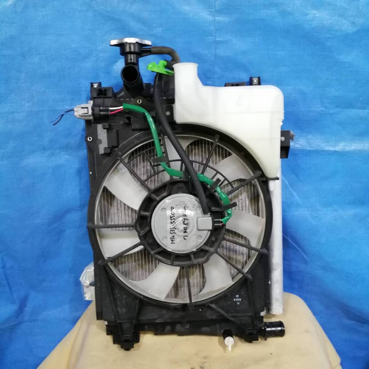 rereiページ スペーシア MK53S ラジエーター コンデンサー 電動ファン