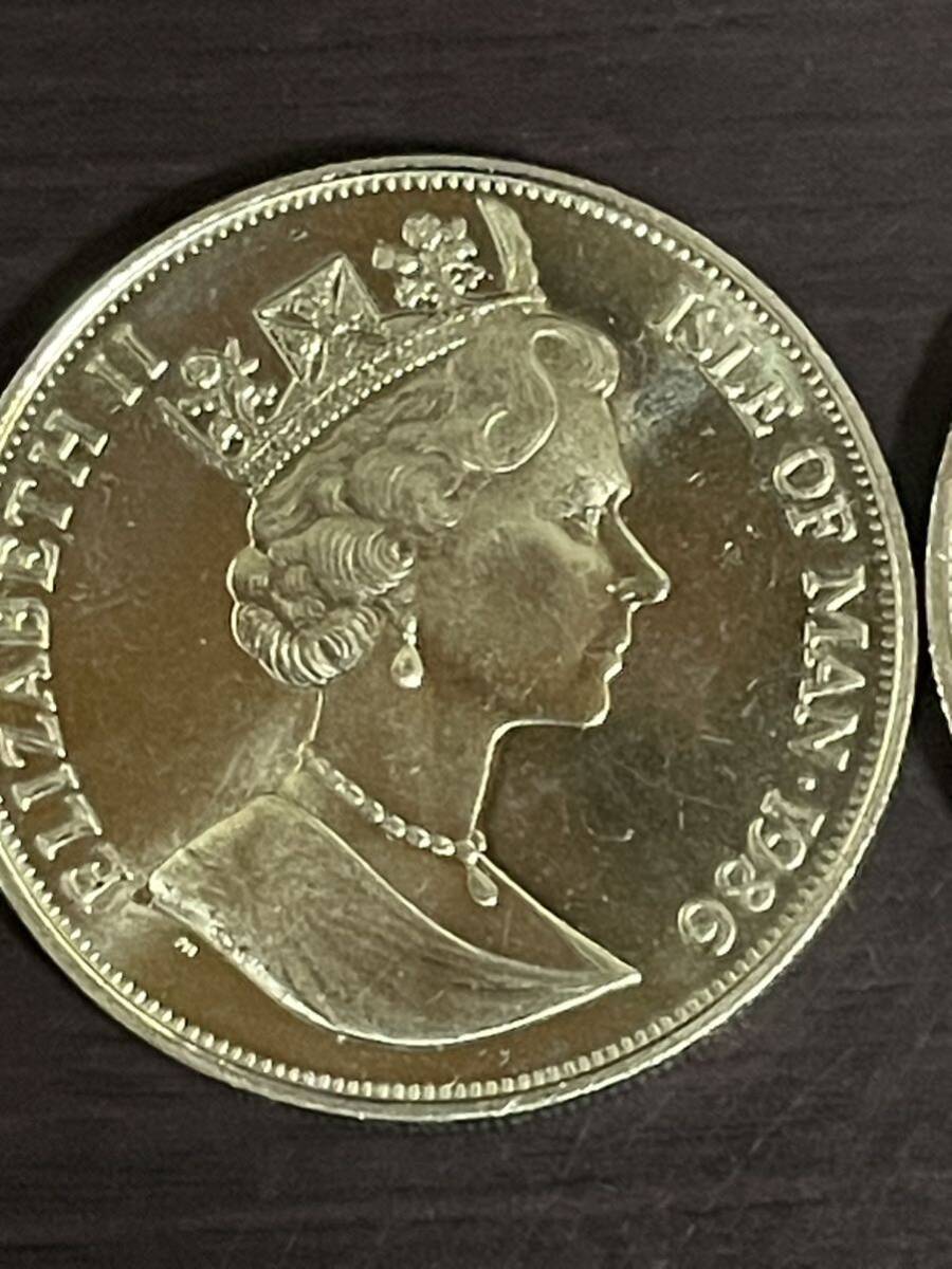 英領マン島　1986年メキシコワールドカップ　エリザベス2世 ワンクラウン　プルーフ記念硬貨 2枚_画像5