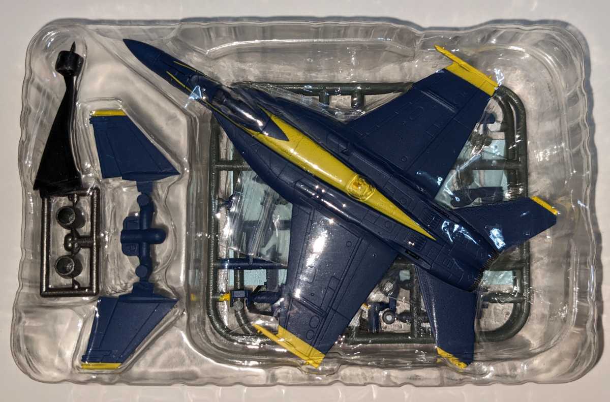 D.F/A-18E アメリカ海軍 ブルーエンジェルス(デカールで1～6番機まで再現可能) スーパーホーネットファミリー21/144ハイスペックシリーズ7の画像2
