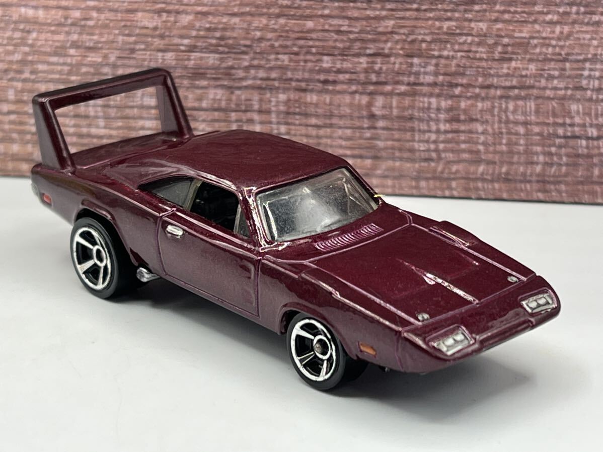 即決有★HW hotwheels ホットウィール ワイルドスピード 69 DODGE CHARGER DAYTONA FAST＆FURIOS チャージャー デイトナ★ミニカー_画像3