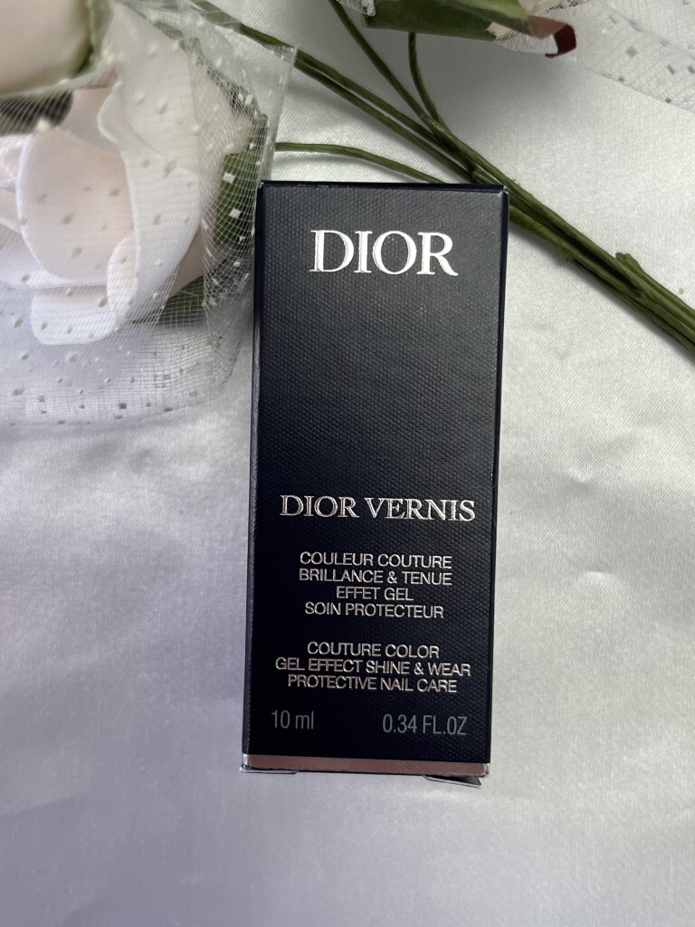  Dior veruni595 lilac auger n The nails 10ml unused goods postage 220 jpy 