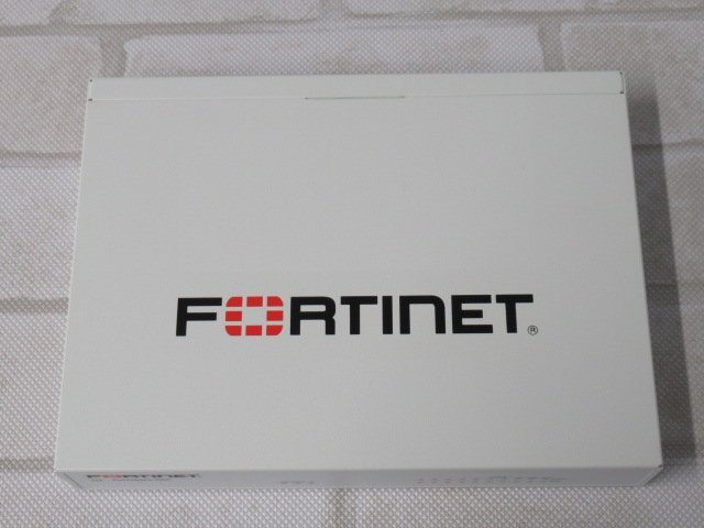 Ω 新FT 0179h 保証有 Fortinet【 FG-60F 】FortiGate-60F 5台セット UTM ライセンス 25年迄×5 領収書発行可能の画像4