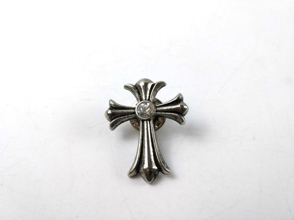  Cross pin badge 10 character . silver type 