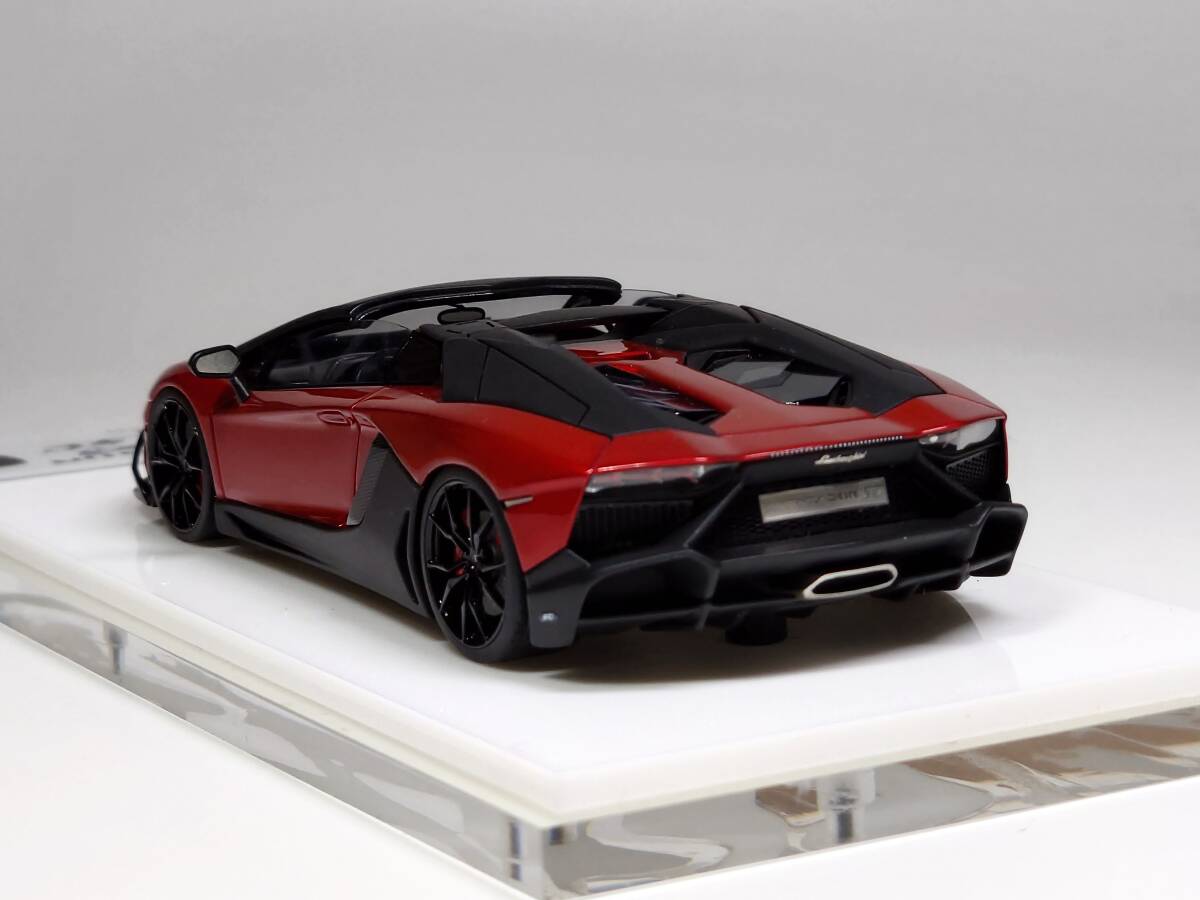 メイクアップ/メイクアップ 1/43 Lamborghini Aventador LP720-4 Roadster 50°ANINIWERSARIO Candy Red Limited 1/30 pcs.の画像3