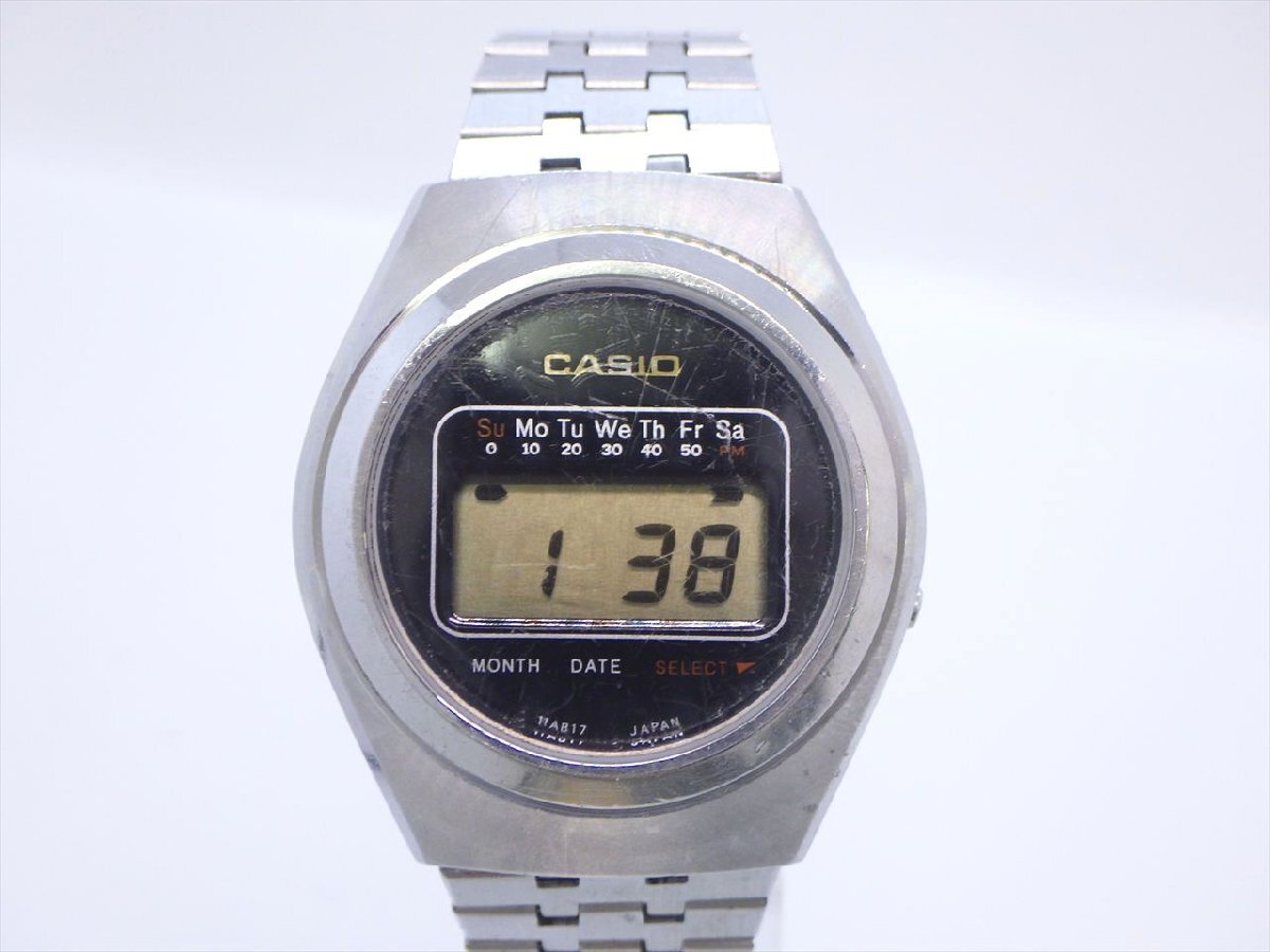 C98 送料無料 当時物 CASIO CASIOTRON カシオ カシオトロン 動作品 R-19 デジタル 腕時計の画像1