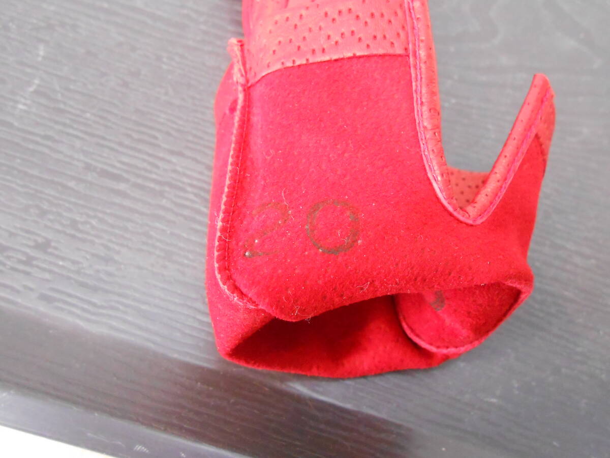 25061 譲渡品 イタリア製 レザー手袋 赤色 MADE IN ITALY レディース 全長：約22cm 最大幅：約9cm 新品・未使用の画像10