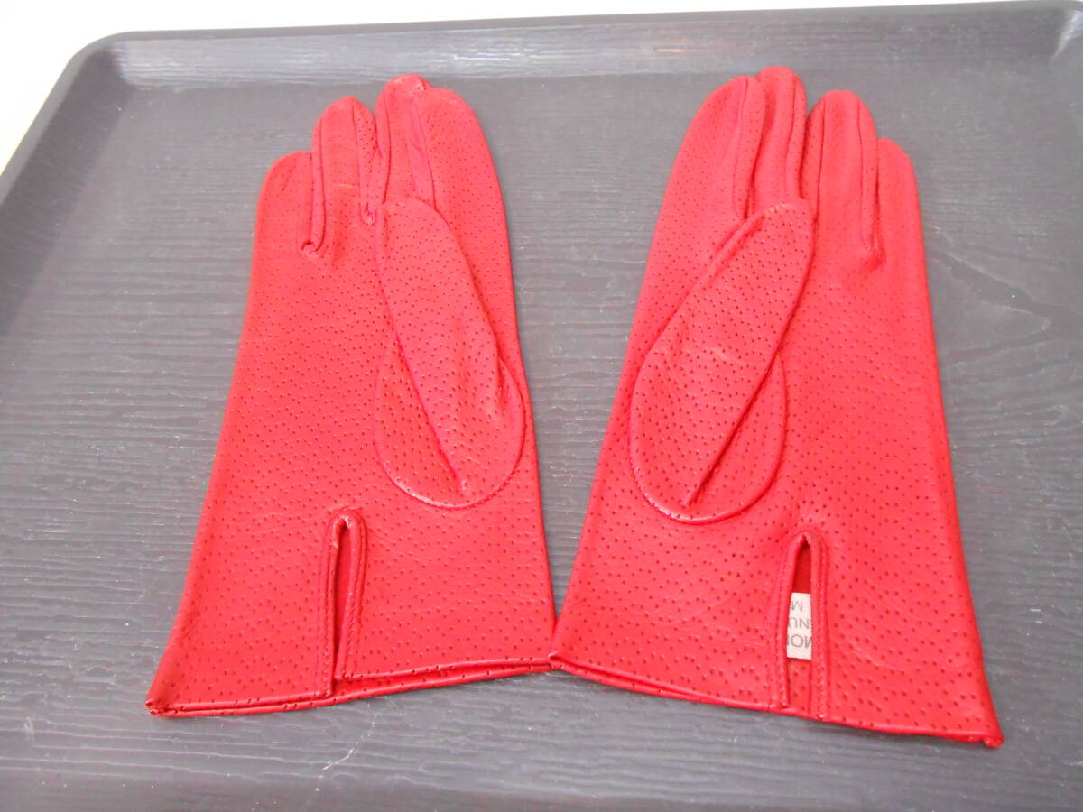 25061 譲渡品 イタリア製 レザー手袋 赤色 MADE IN ITALY レディース 全長：約22cm 最大幅：約9cm 新品・未使用の画像3