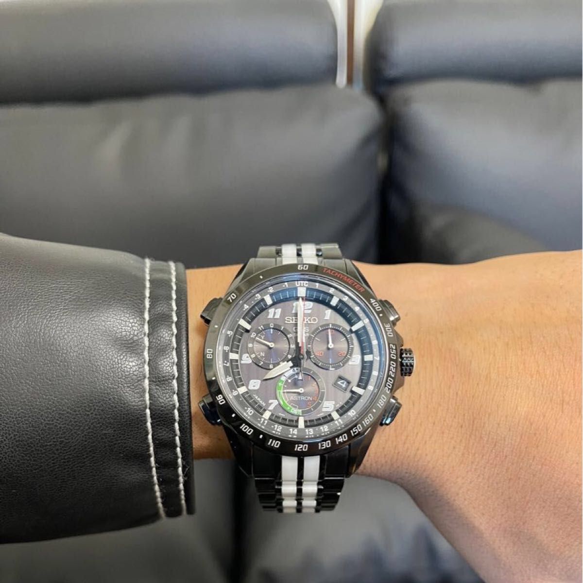 限定アストロンSBXB037 ジウジアーロ 世界限定5000本 SEIKO 限定アストロンSBXB037 ジウジアーロ 世界限定5000本 SEIKO
