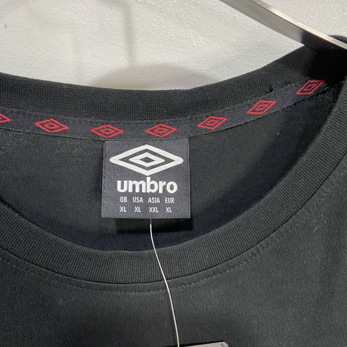 送料無料☆UMBRO☆アンブロ☆タグ付き未使用品☆ビッグロゴプリントTシャツ☆XXL☆黒☆D24M_画像6