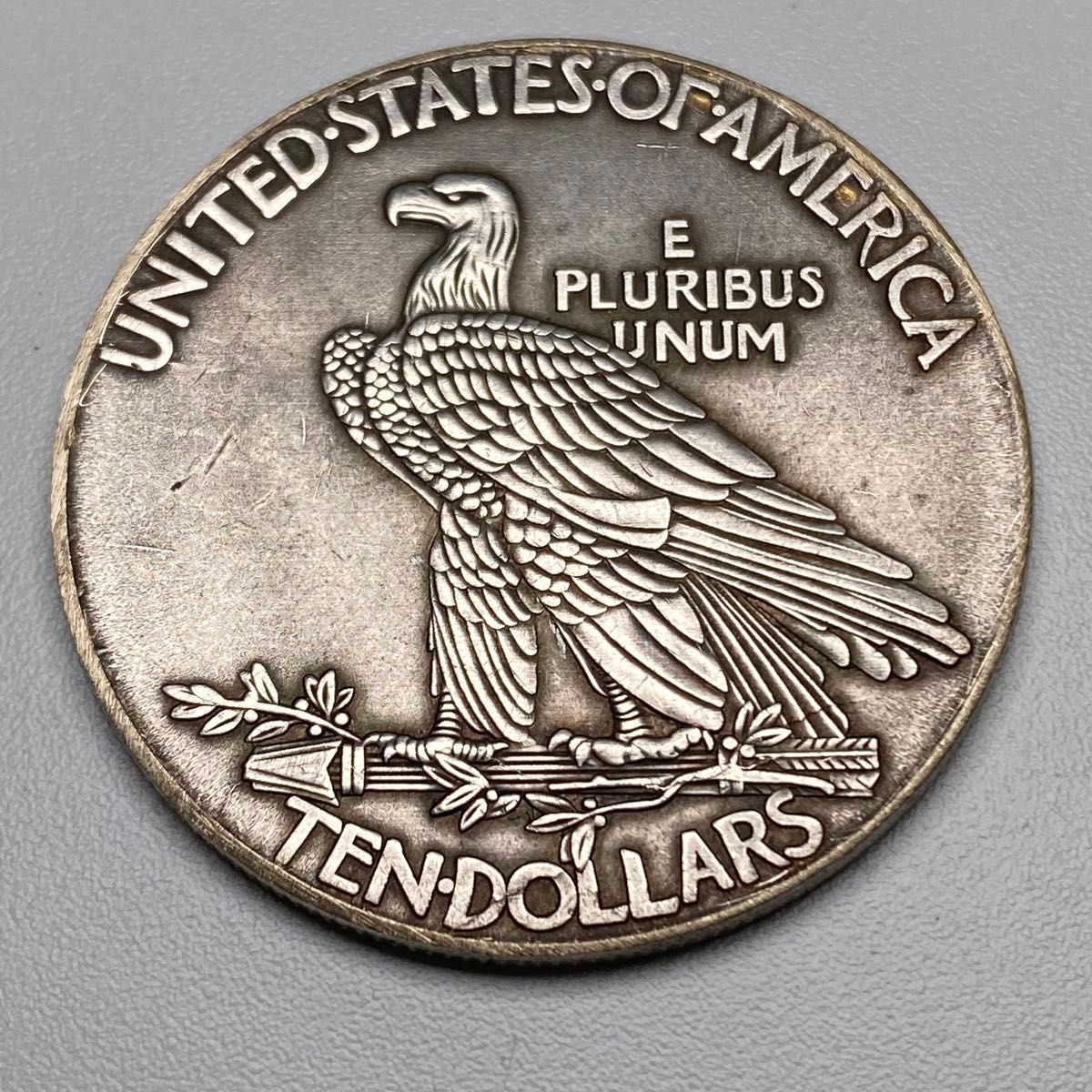 古銭　ファラオ　スフィンクス　背イーグル　アメリカ文化コイン