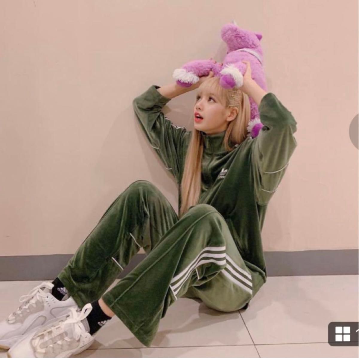 希少】adidas originals BLACKPINK トラックジャケット ベロア 希少】adidas originals BLACKPINK トラックジャケット ベロア