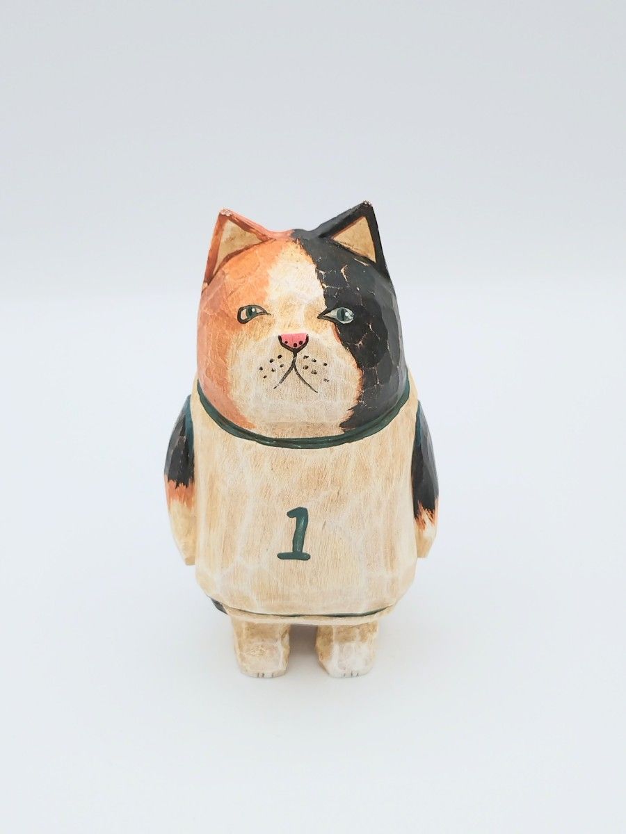 猫の置物 オブジェ 飾り 手彫り 木製 ぶさかわ 可愛い ネコ好き  