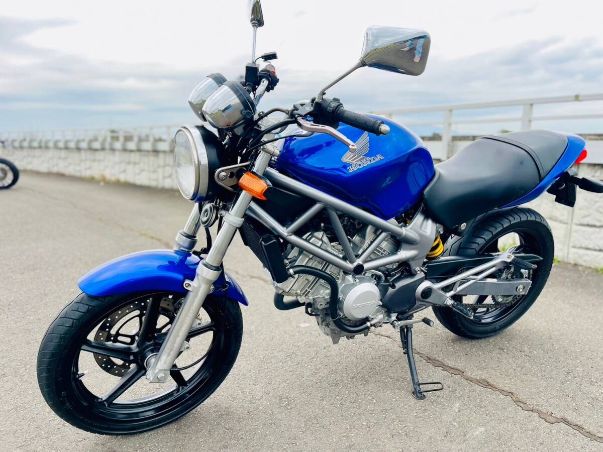 ホンダ VTR250 後期型 24,128km MC33 ETC・タコメーター付 中古車体！ 動画有！全国配送可！の画像4