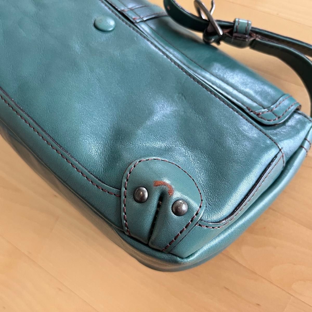 美品】Dakota ダコタ ハンドバッグ ショルダーバッグ 廃盤 美品】Dakota ダコタ ハンドバッグ ショルダーバッグ 廃盤