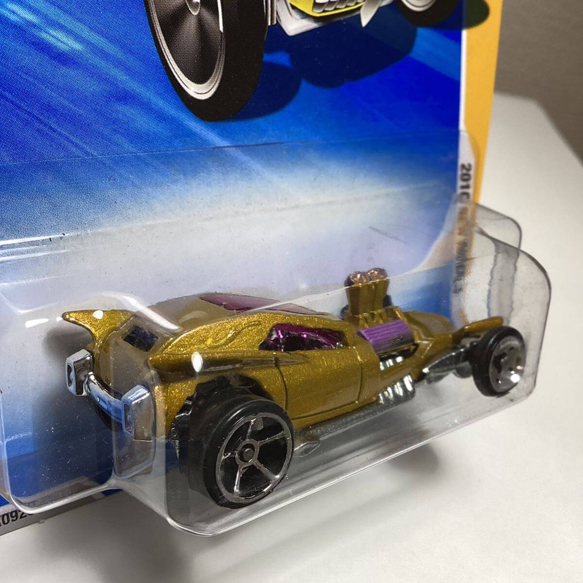 ☆ホットウィール☆　ファングーラ　ゴールド　Hot Wheels _画像4