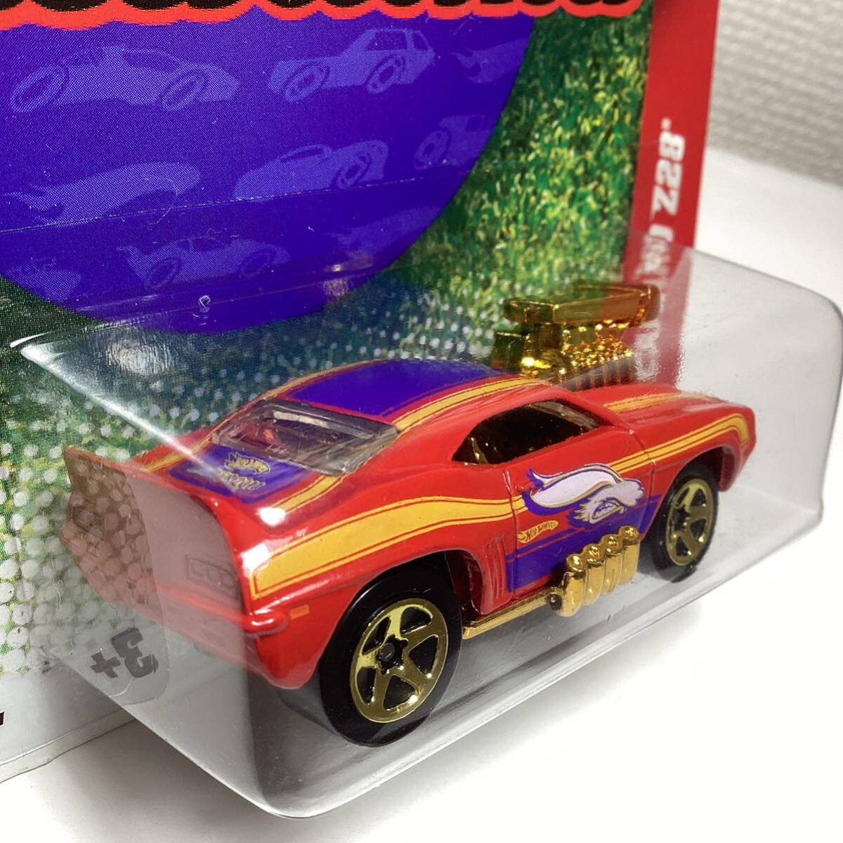 【Walmart限定】☆ホットウィール☆ '69 シボレー カマロ Z28 イースター Hot Wheels の画像4