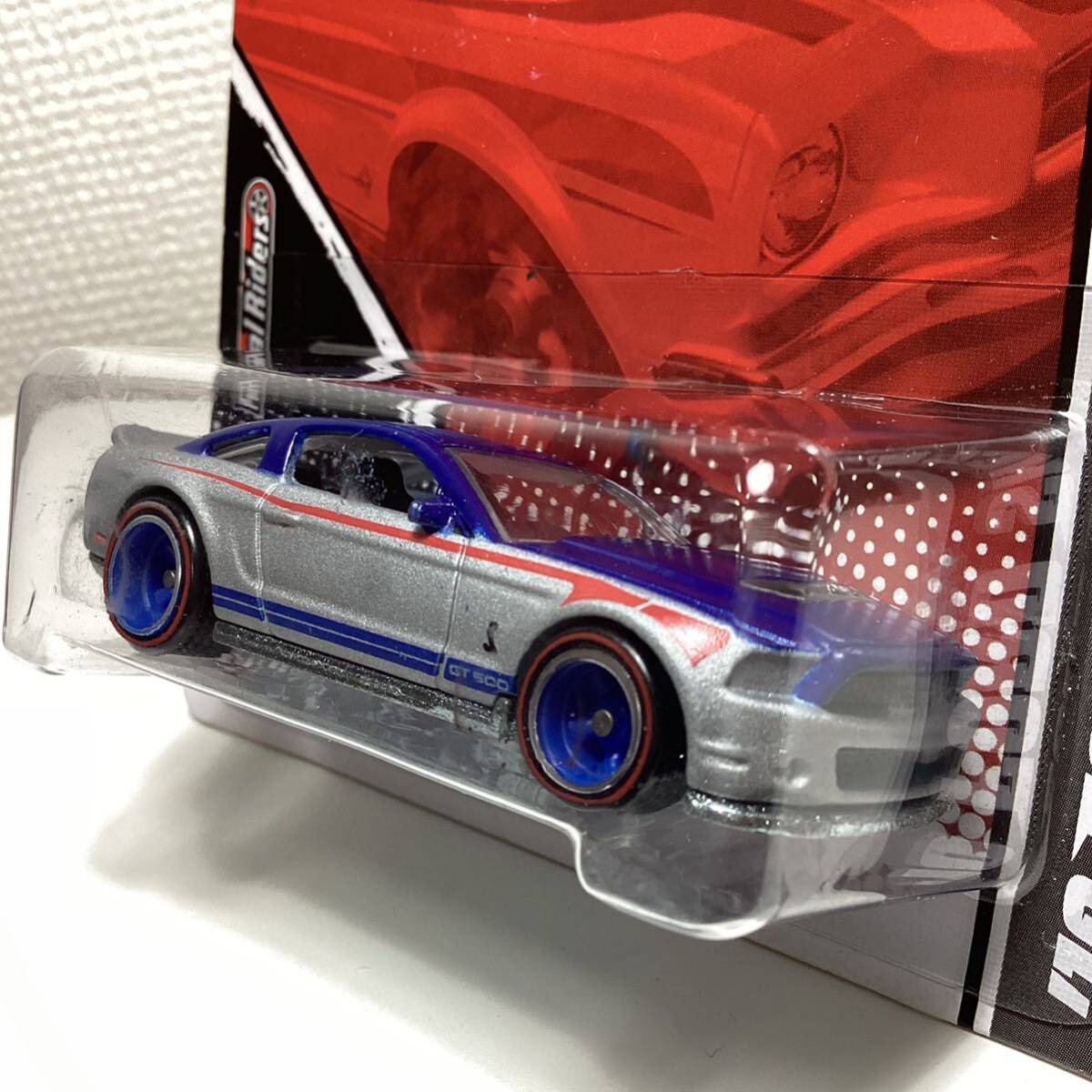 ☆ホットウィール☆ '10 フォード シェルビー GT500 GARAGE ガレージ シリーズ Hot Wheels の画像3